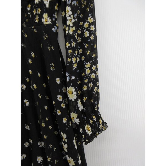 Karl Lagerfeld Dress 4 Wrap Fit & Flare Daisy Floral Zip Up Pockets - Picture 3 of 11